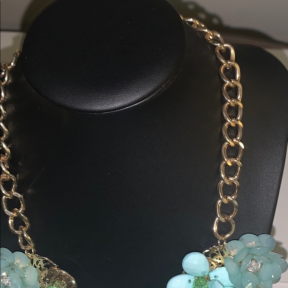 Statement Necklace - Picture 2 of 5